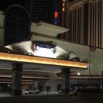 2 stabbed inside resort restaurant in Atlantic City