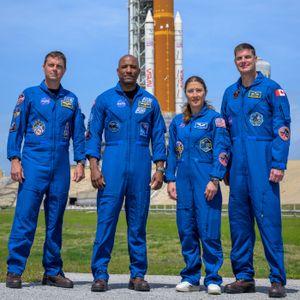 Local astronomer shares what to expect for Friday night's Artemis 2 splashdown