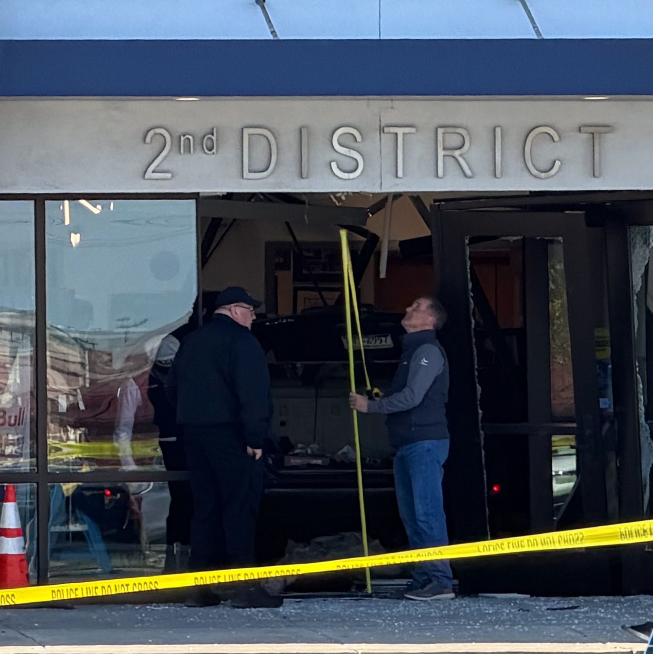 5 people hurt after vehicle crashes into Northeast Philly police station in 'deliberate act,' officials say