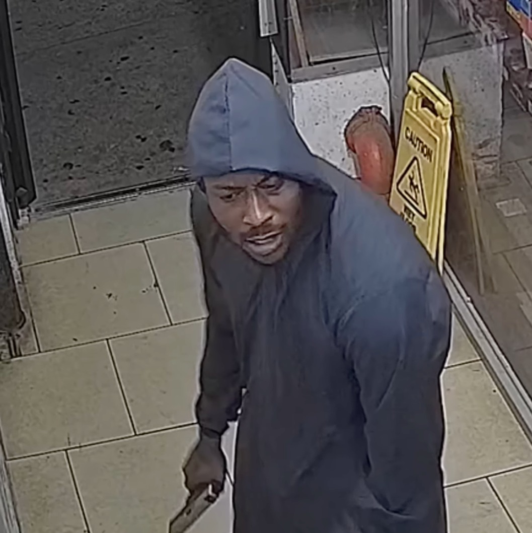 Police seek man who pistol-whipped grocery store worker in Strawberry Mansion