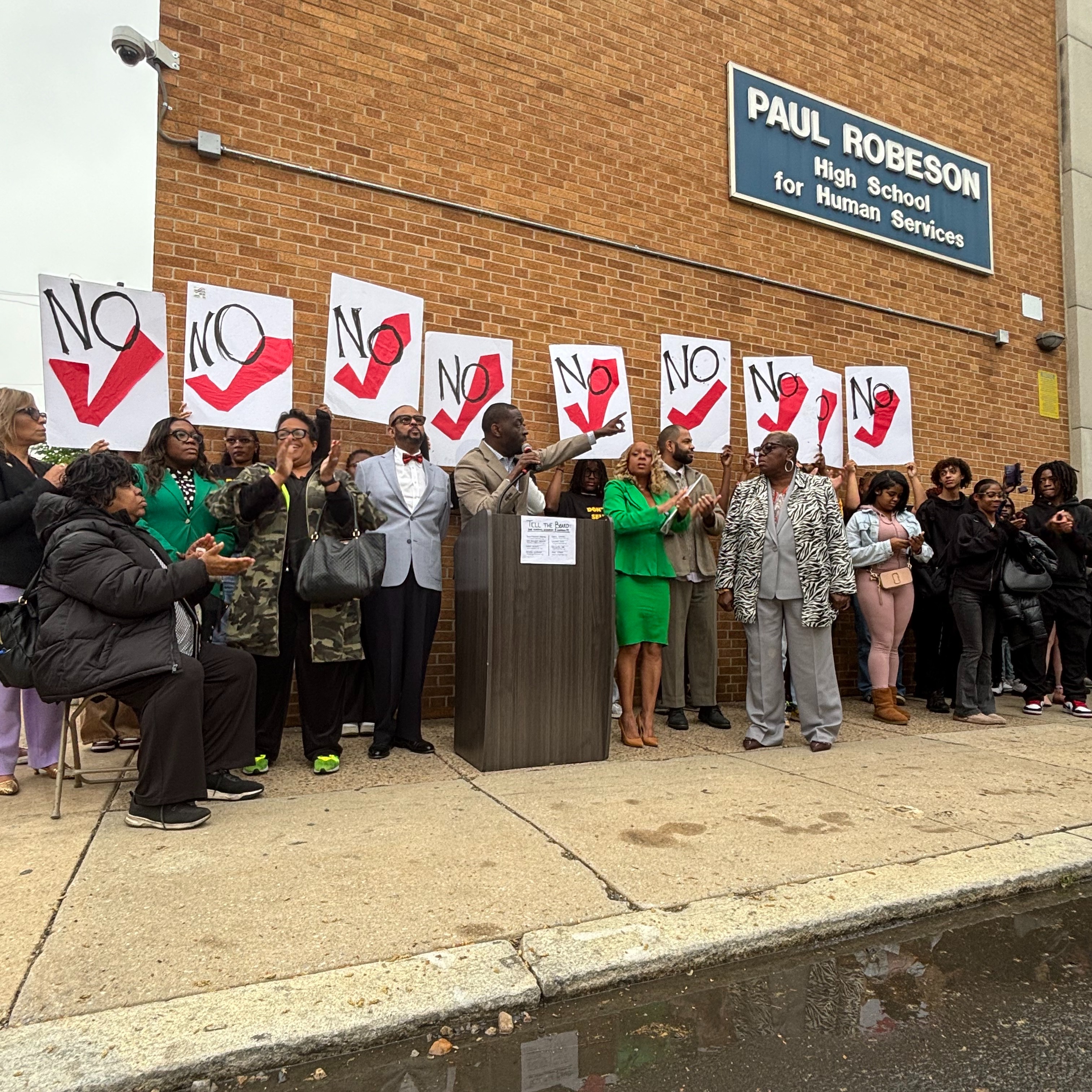 10 City Council members rally at Robeson High in final push to save schools slated for closure