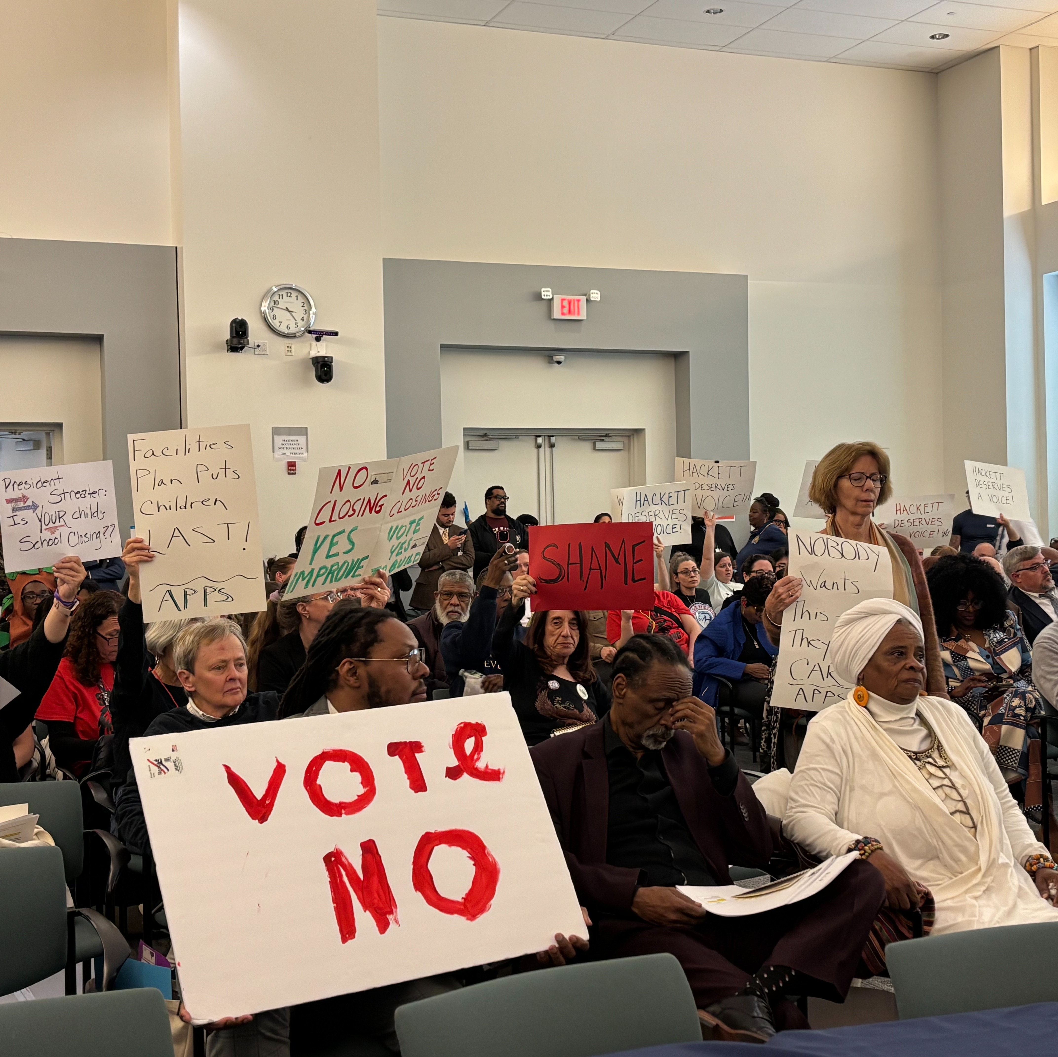 Divided Philly School Board approves superintendent's controversial facilities plan