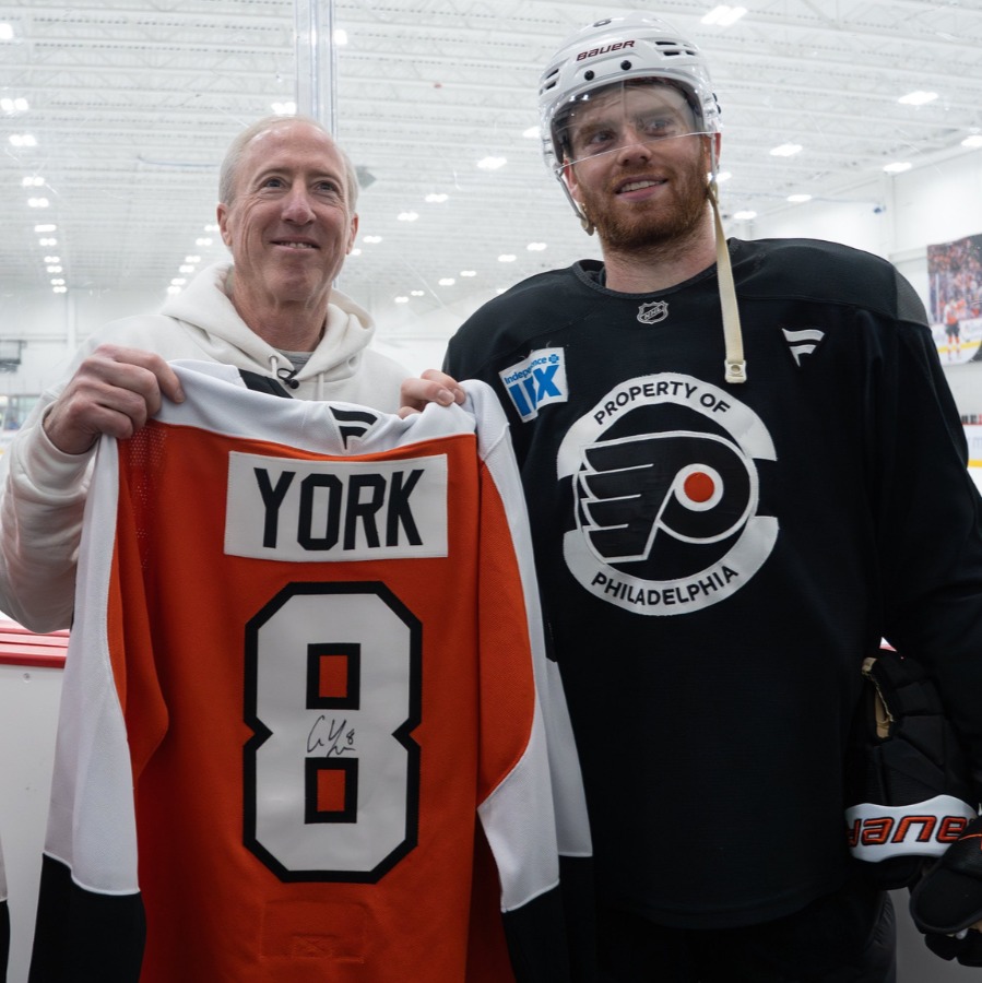 Flyers fan returns Cam York's stick, gets game invite in exchange