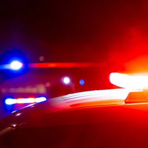 Road rage shooting leaves 1 dead, 1 injured, in Southwest Philadelphia, police say