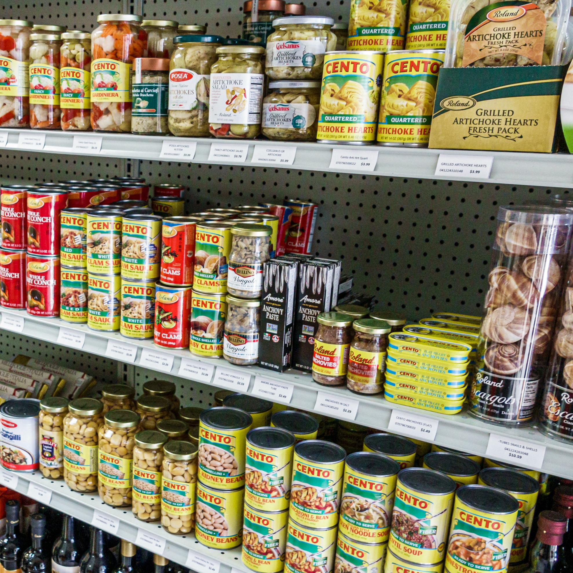 Lawsuit accuses Italian food distributor of falsely branding its tomato products