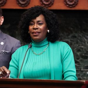 Mayor Parker signs set of bills limiting ICE activity in Philadelphia