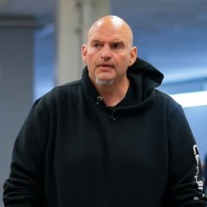 Fetterman says he has no plans to leave the Democratic Party