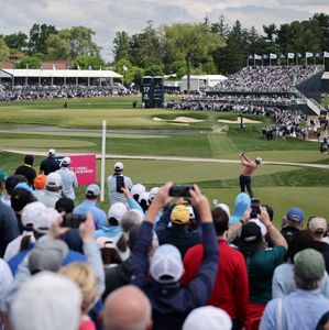 Fans settle in for Round 2 of PGA Championship at Aronimink