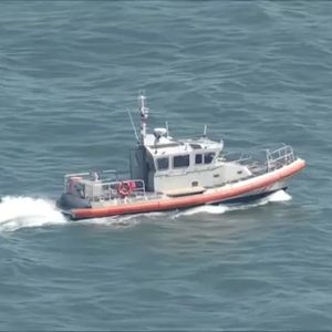 14-year-old remains missing after swimming in ocean during school trip