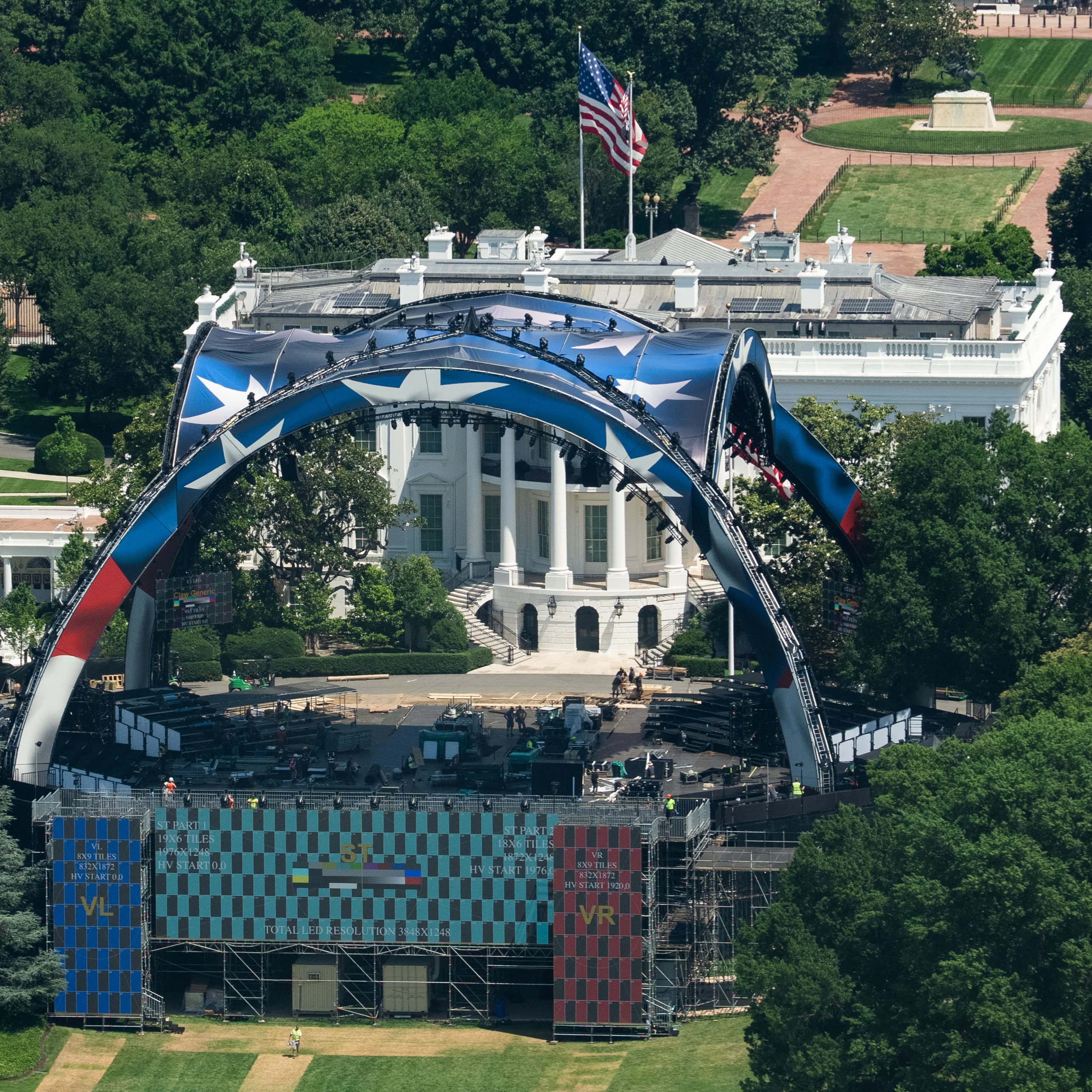 Lawsuit seeks to stop UFC fight on White House lawn