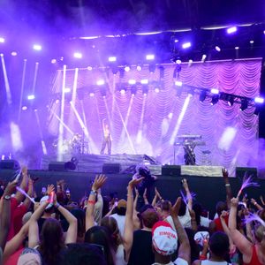 Despite extreme heat pushing many event cancellations, Philly 2026 director says concert on the Parkway is still on
