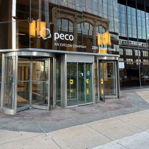 PECO workers walk off the job, marking first work stoppage in company history