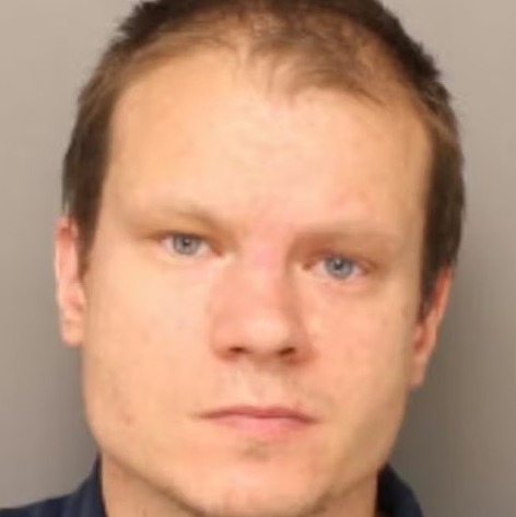 Malvern man charged with bringing guns to 'No Kings' rally sentenced on federal bomb charge