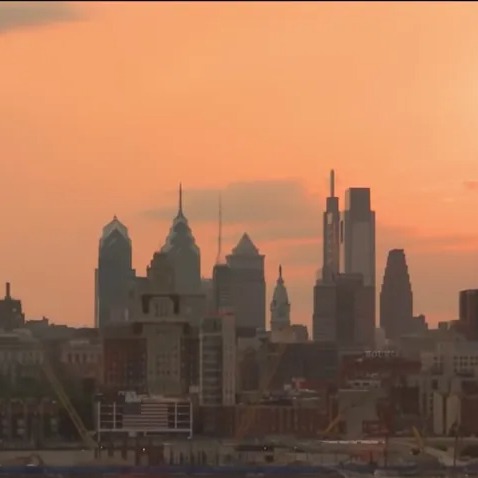 Health experts advise everyone to stay indoors during air quality Code Red