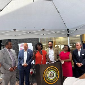 Philly officials seek input for ways to revitalize East Market Street