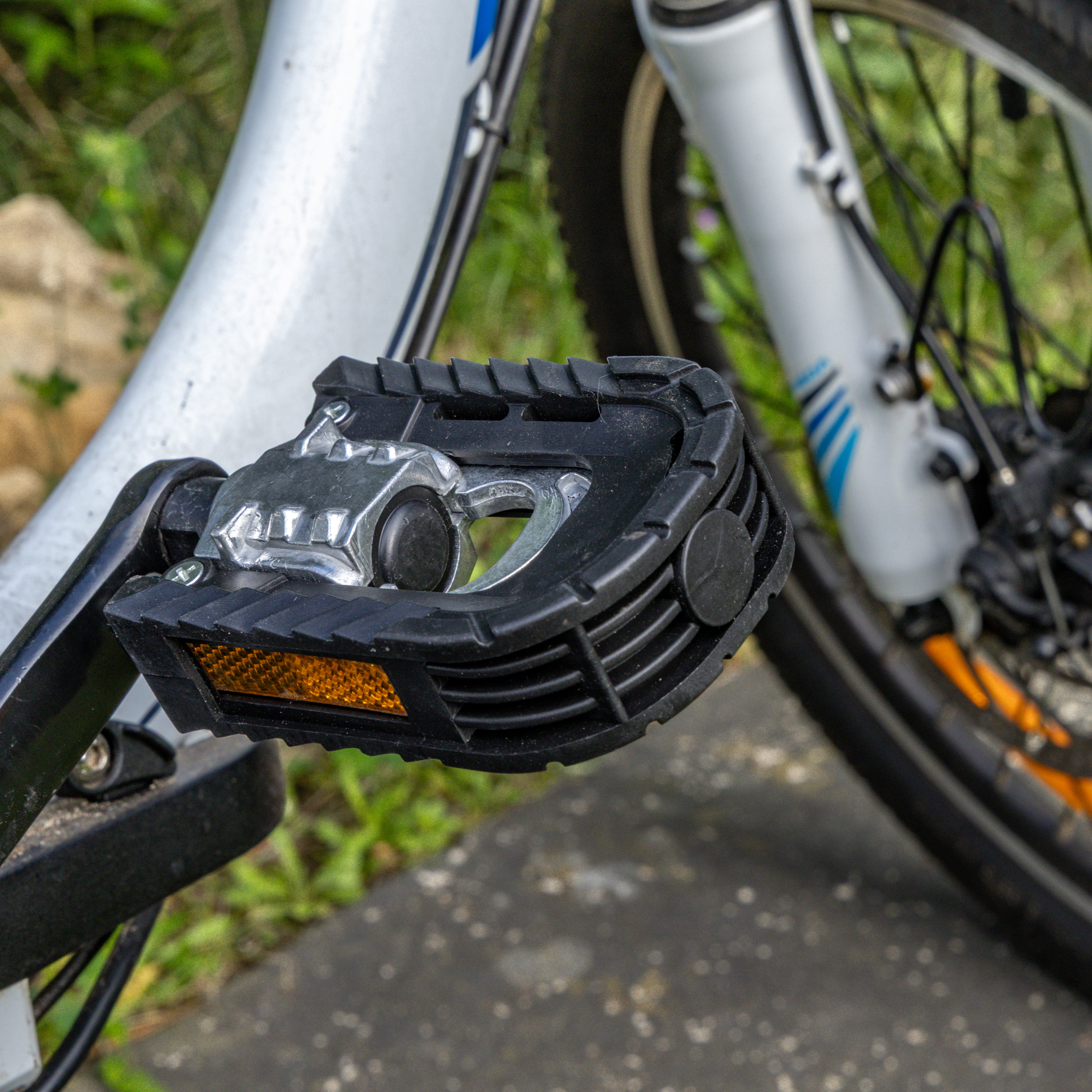 9-year-old boy injured in e-bike crash in Darby
