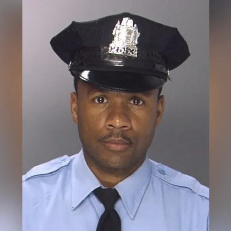 Murder conviction overturned for man accused of shooting of Philly cop in 2012