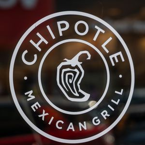 Chipotle pulls jalapeños from some Minnesota restaurants amid salmonella outbreak