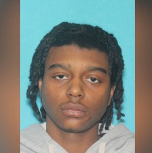 19-year-old wanted in connection with car theft and shootout with off-duty officer