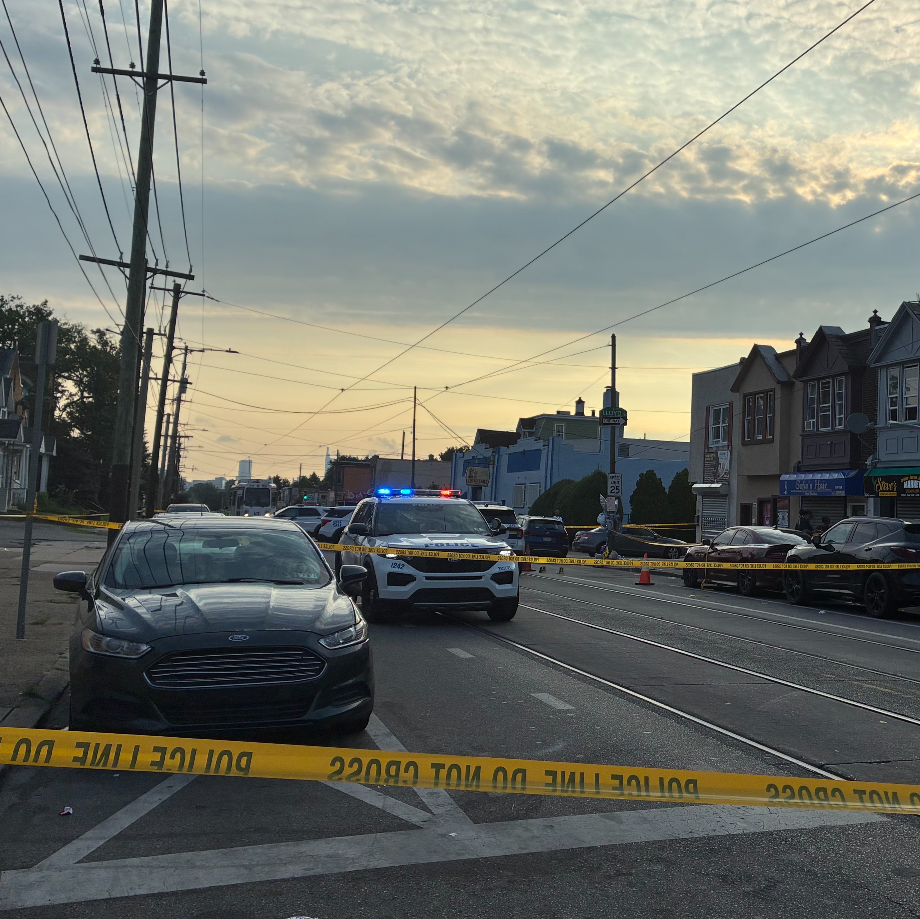 Police seek gunman in shooting that killed off-duty cop outside Southwest Philly bar