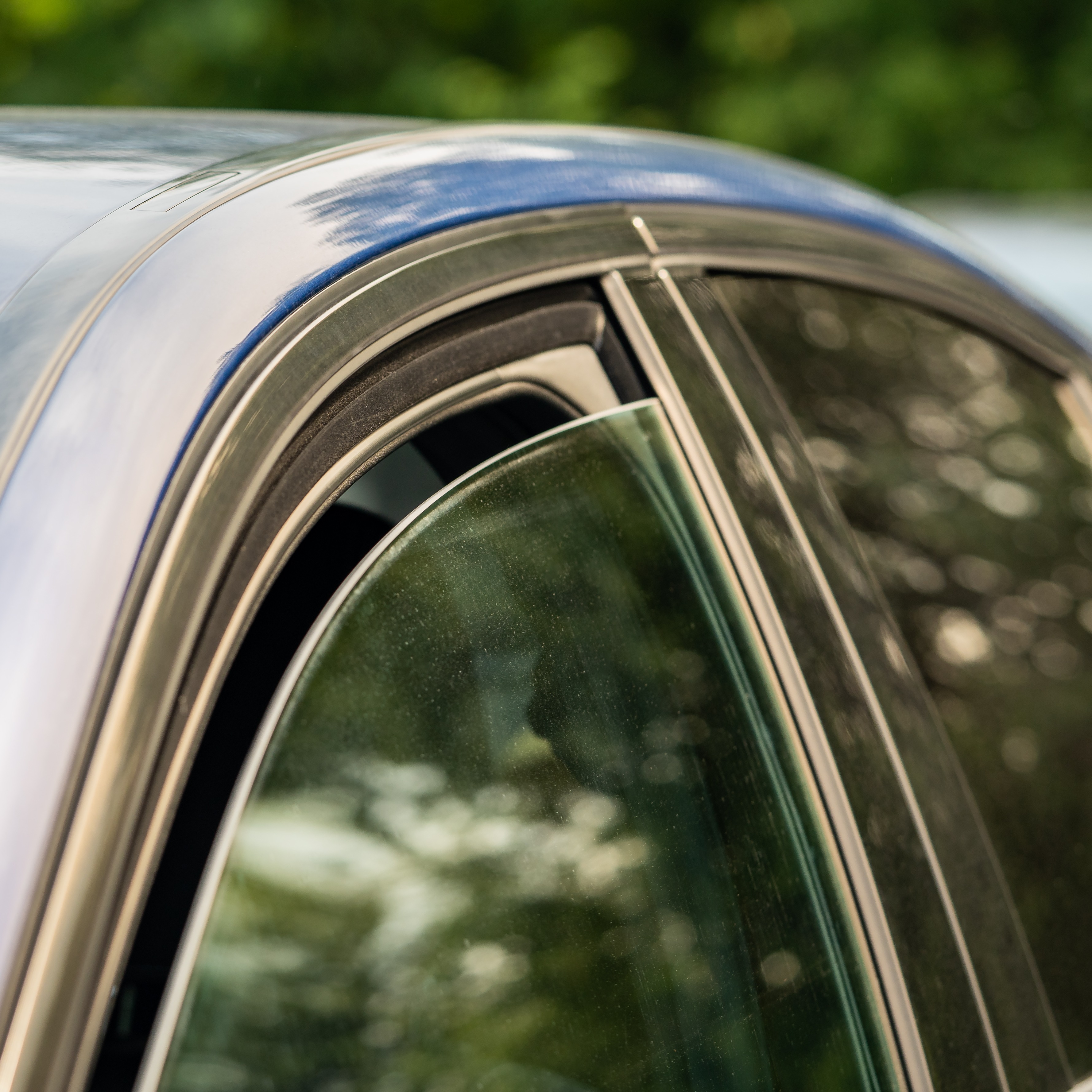 Police: Driver ‘freaked out’ by bug in car veers head-on into motorcycle in Pa., killing 2