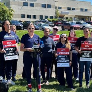 Over 200 Jefferson Health nurses announce plans to unionize