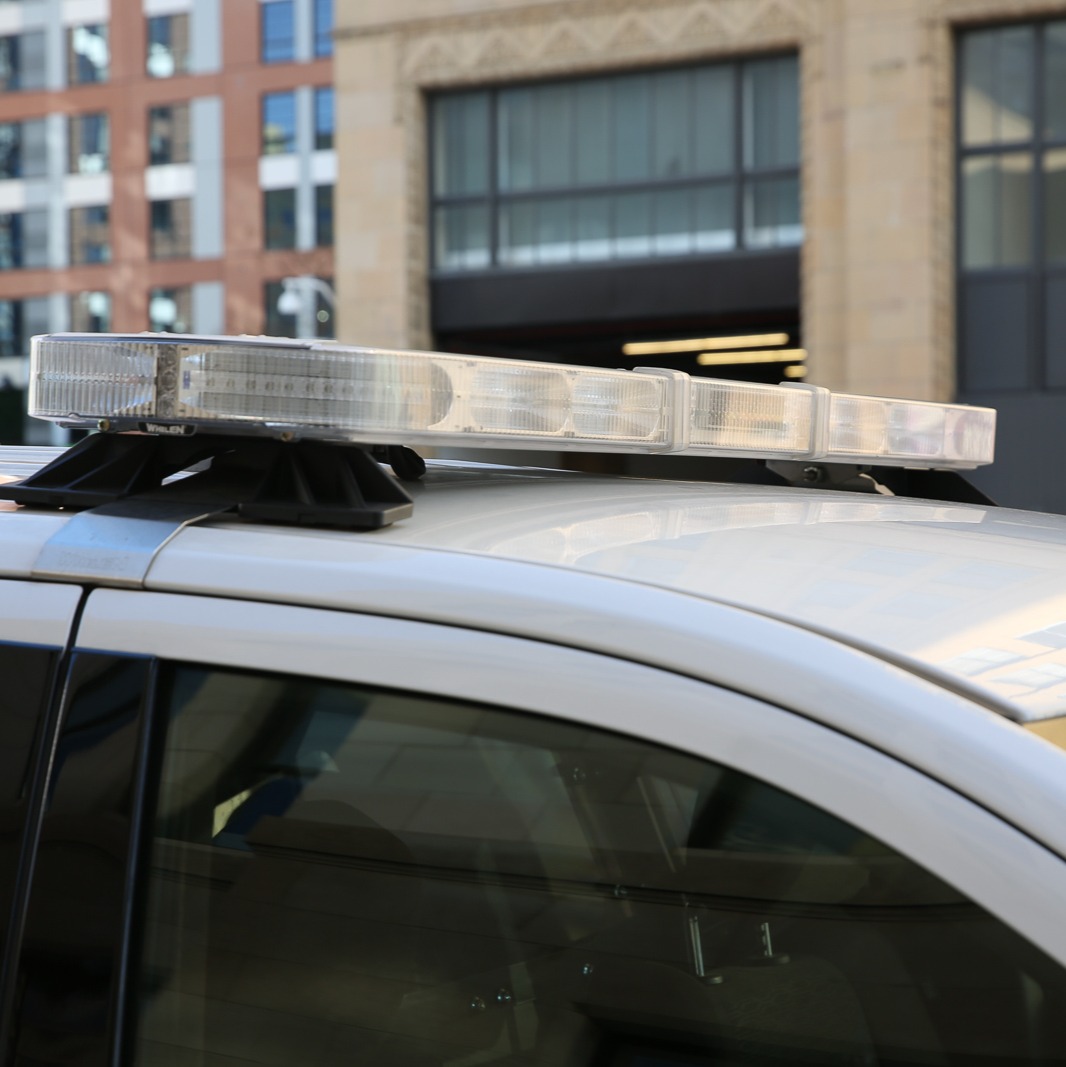 Off-duty Philly cop assaulted, robbed of firearm in North Philly