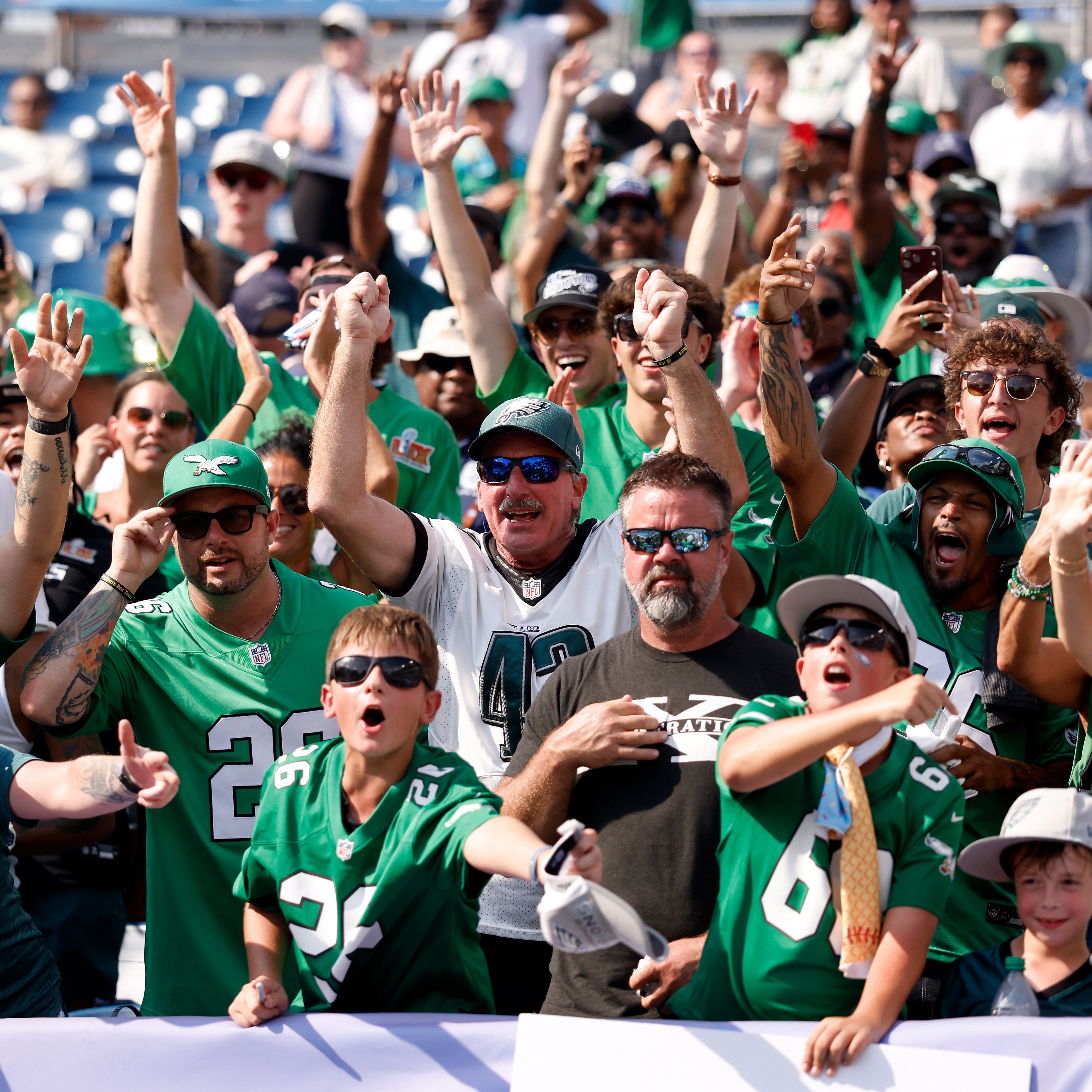 Eagles vanquish Tennessee Titans 24-20 in nail-biting fourth quarter