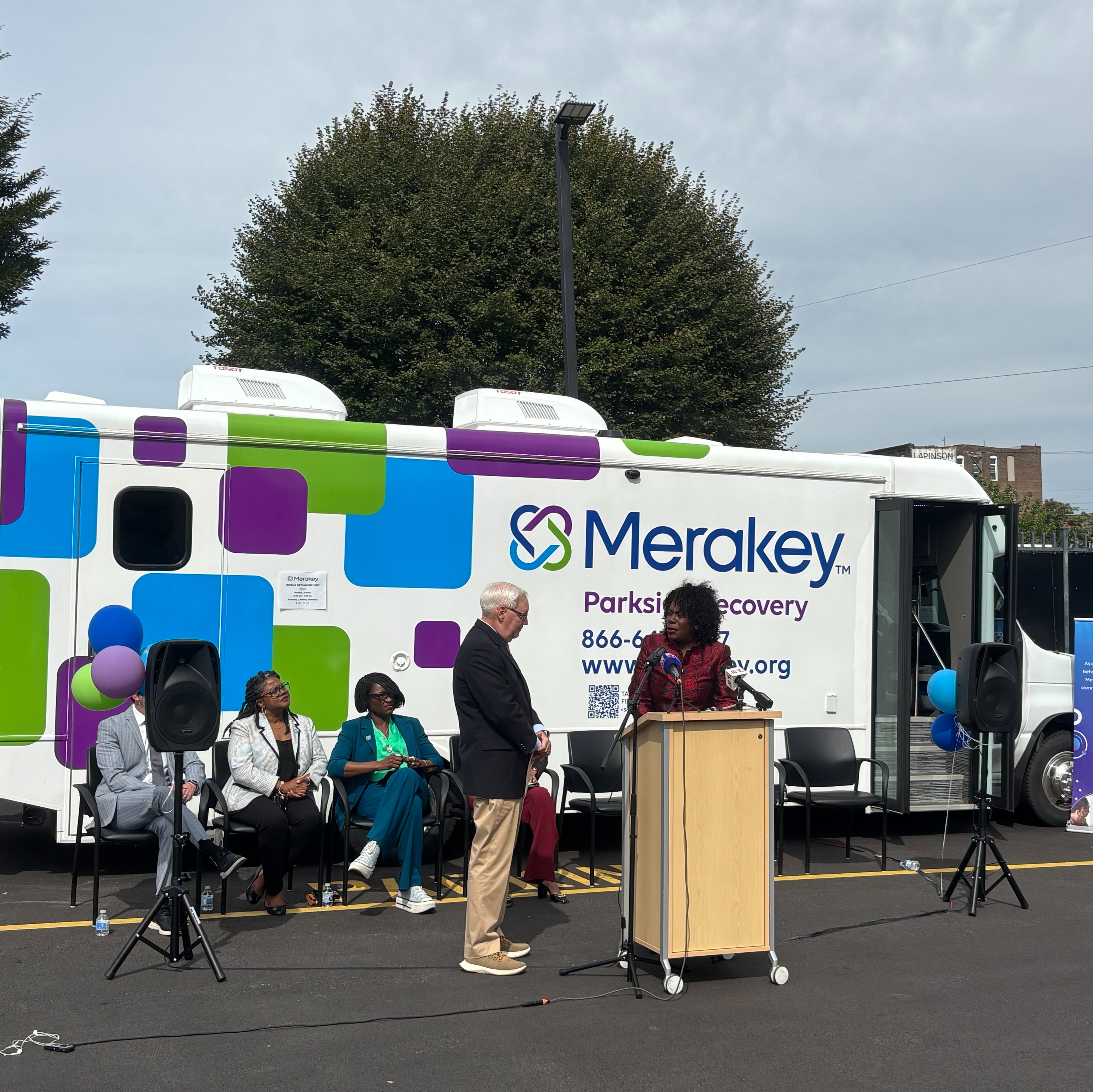 Philly officials unveil mobile drug treatment program