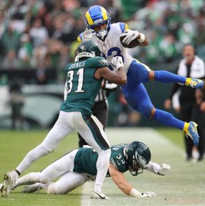 Eagles fall to 2-2 after a 24-20 loss to the Rams