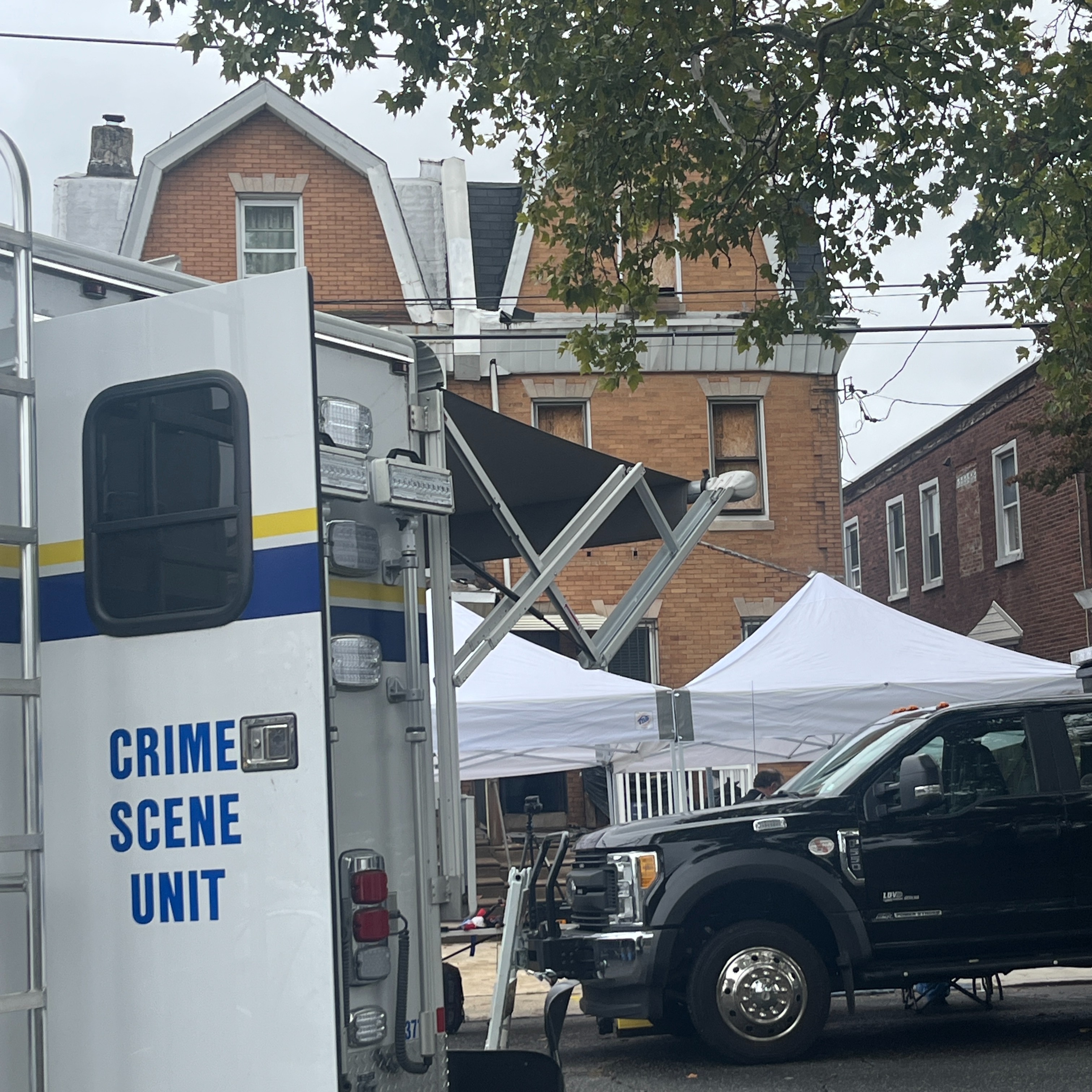 Detectives looking for possible DNA and other evidence in Olney house death investigation