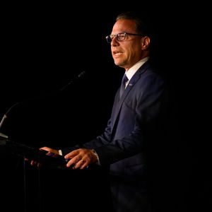 Gov. Shapiro making campaign stops in Philly and Montgomery County