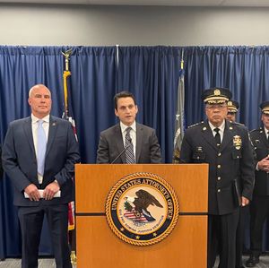 Man accused of killing Philly police officer indicted on federal firearms offenses