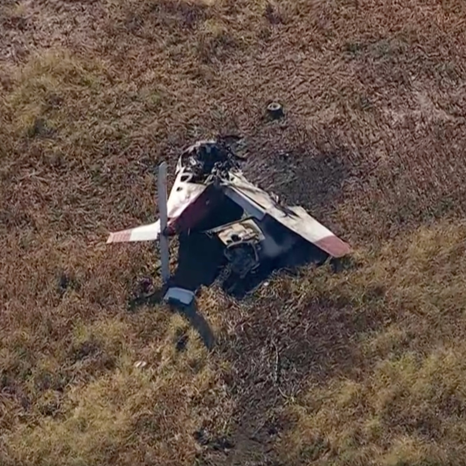 Small plane crashes in Burlington County; pilot injured