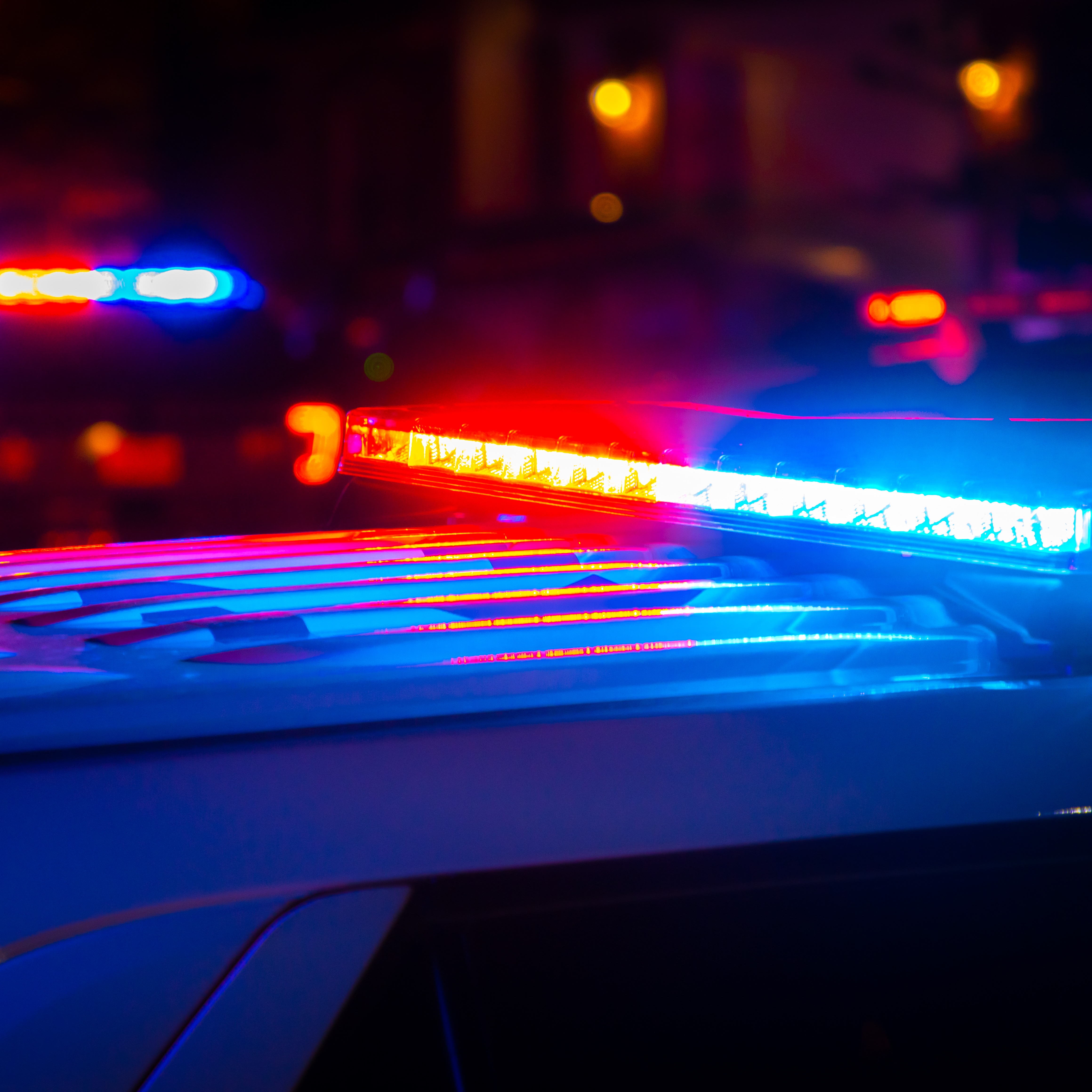 Man robbed of $30K, beaten with baseball bat in Olney