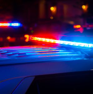 Man robbed of $30K, beaten with baseball bat in Olney