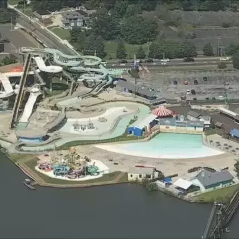 Police issue warning against trespassing at closed Clementon Park and Splash World