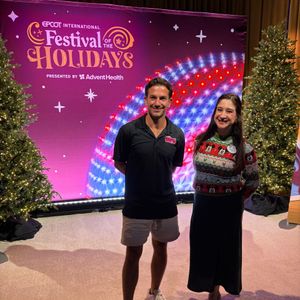 Bennett chats with Gabby Lenox on Disney Resort Collection at Walt Disney World