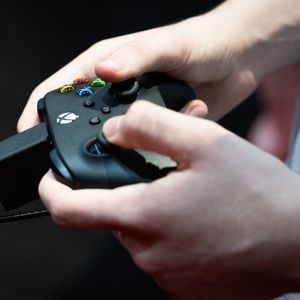Microsoft's Xbox to lay off thousands of employees