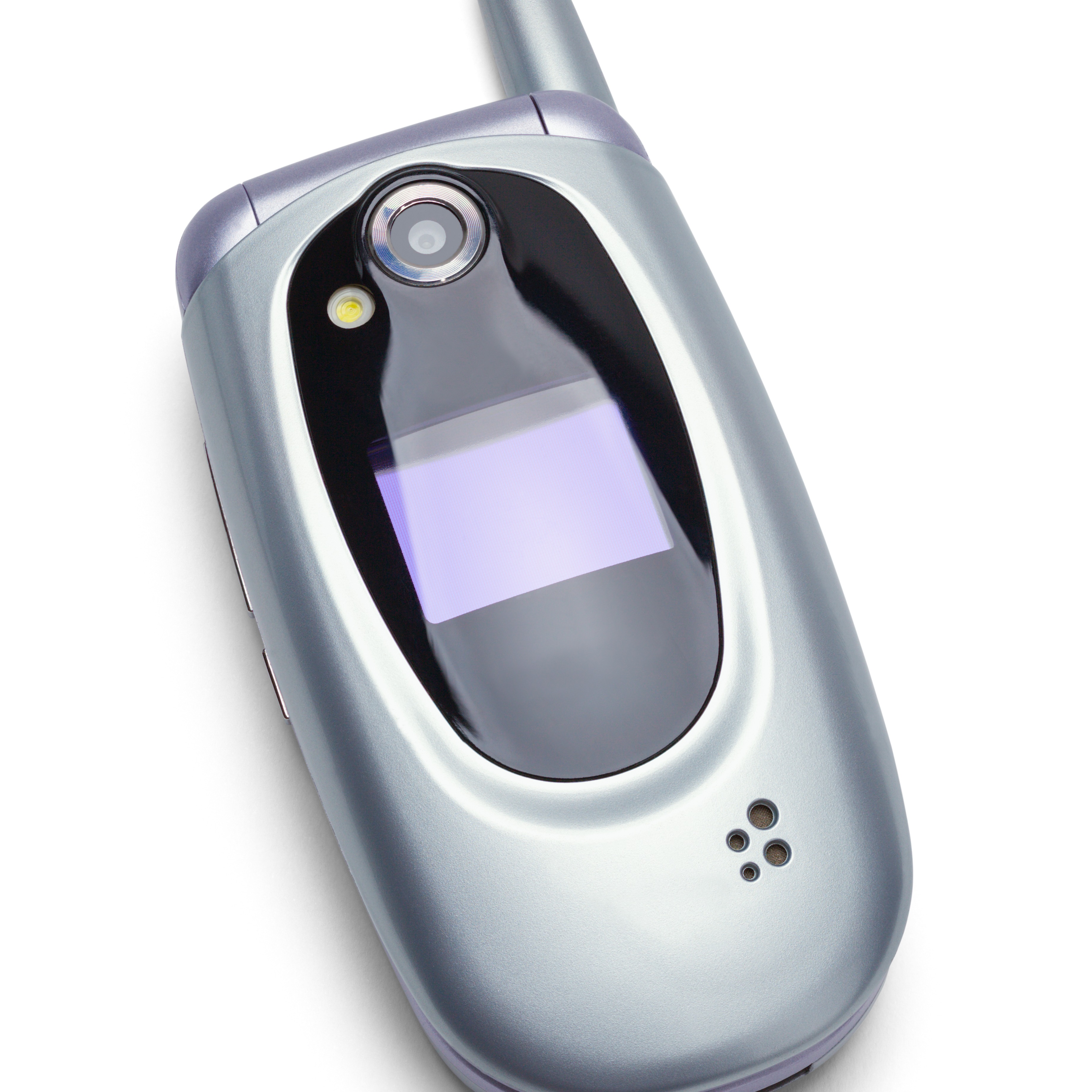 We discuss the "Callback 8020" modernized flip phone
