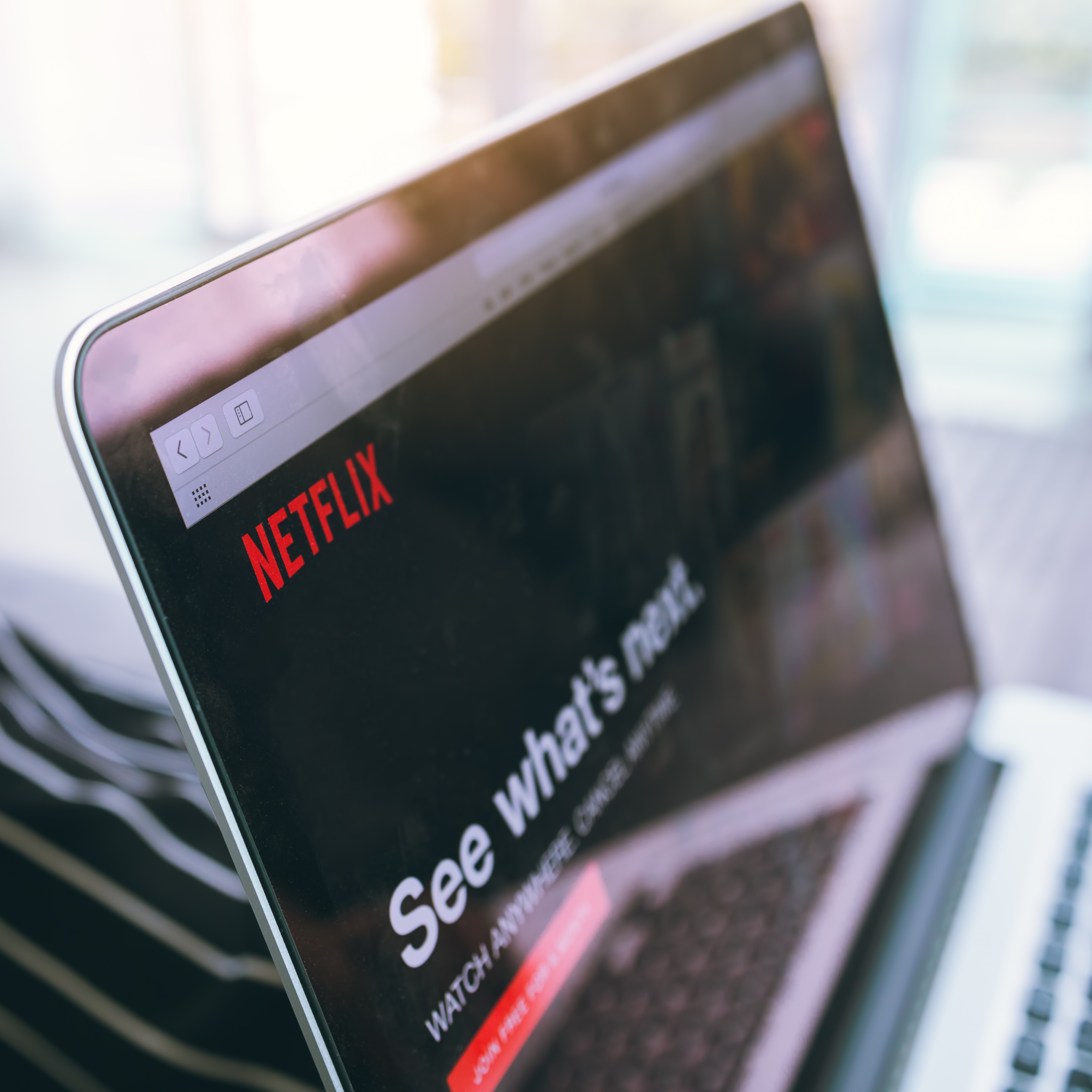 Netflix struggles to keep viewers engaged