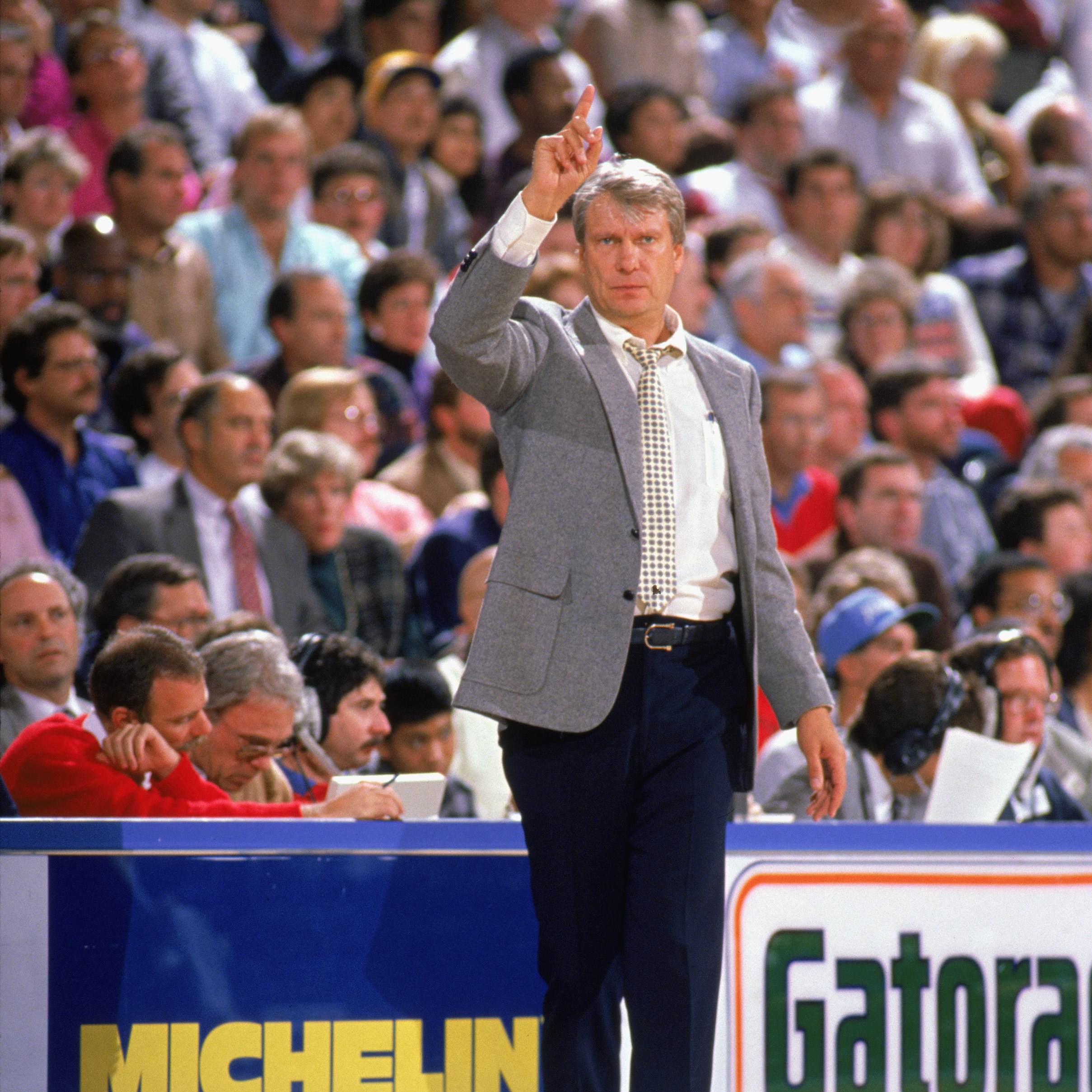 Warriors fans suffered a lost today with the passing of former Coach and GM, Don Nelson