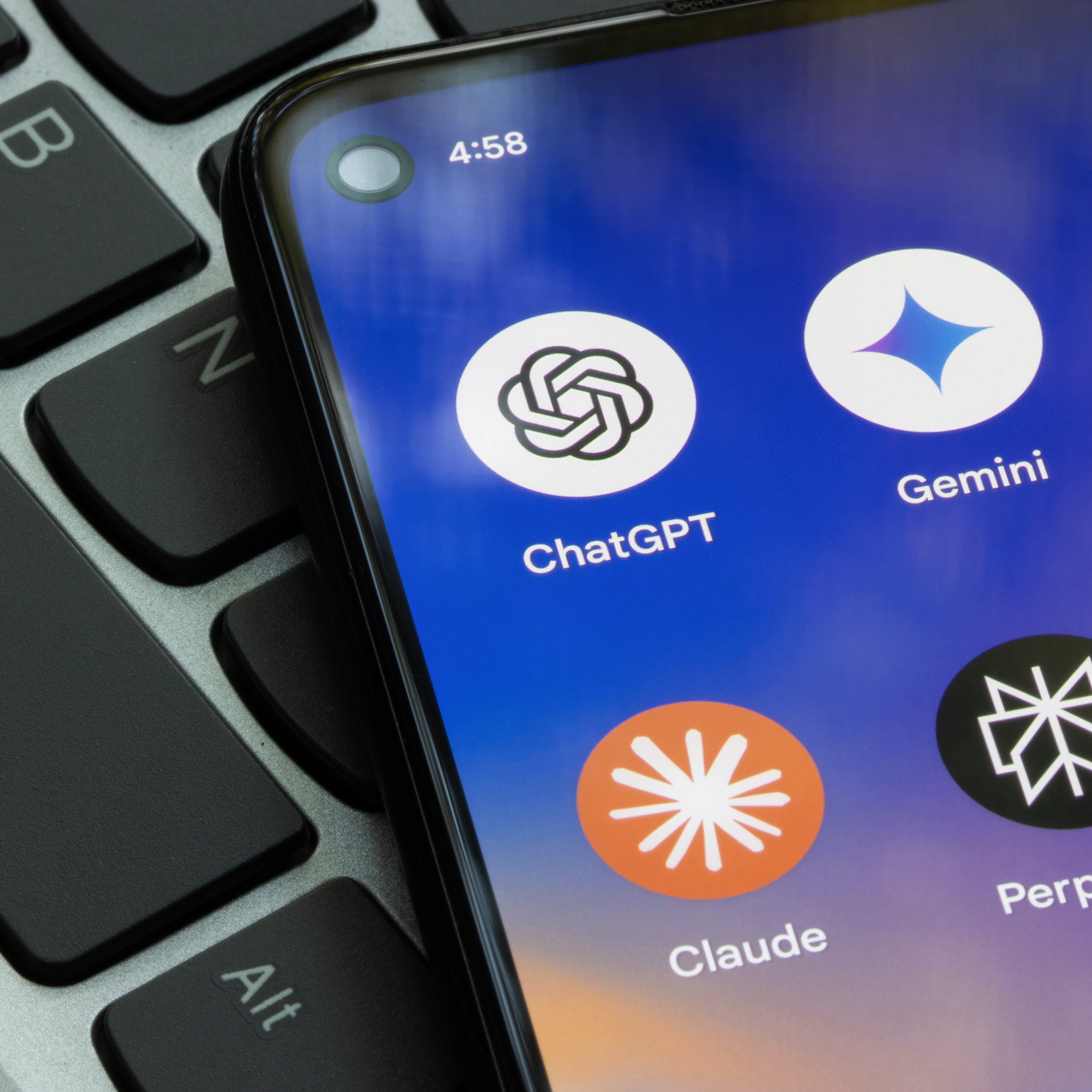 Apple users can now control their messages with ChatGPT