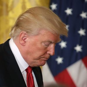 Final report of inflation rate before midterms poses trouble for President Trump