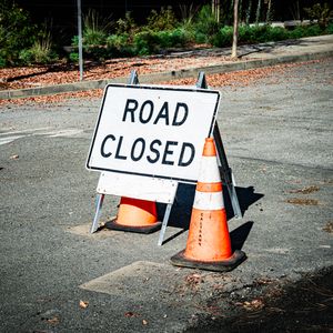 A buzzing Bay Area and Caltrans closures cause major traffic delays this weekend