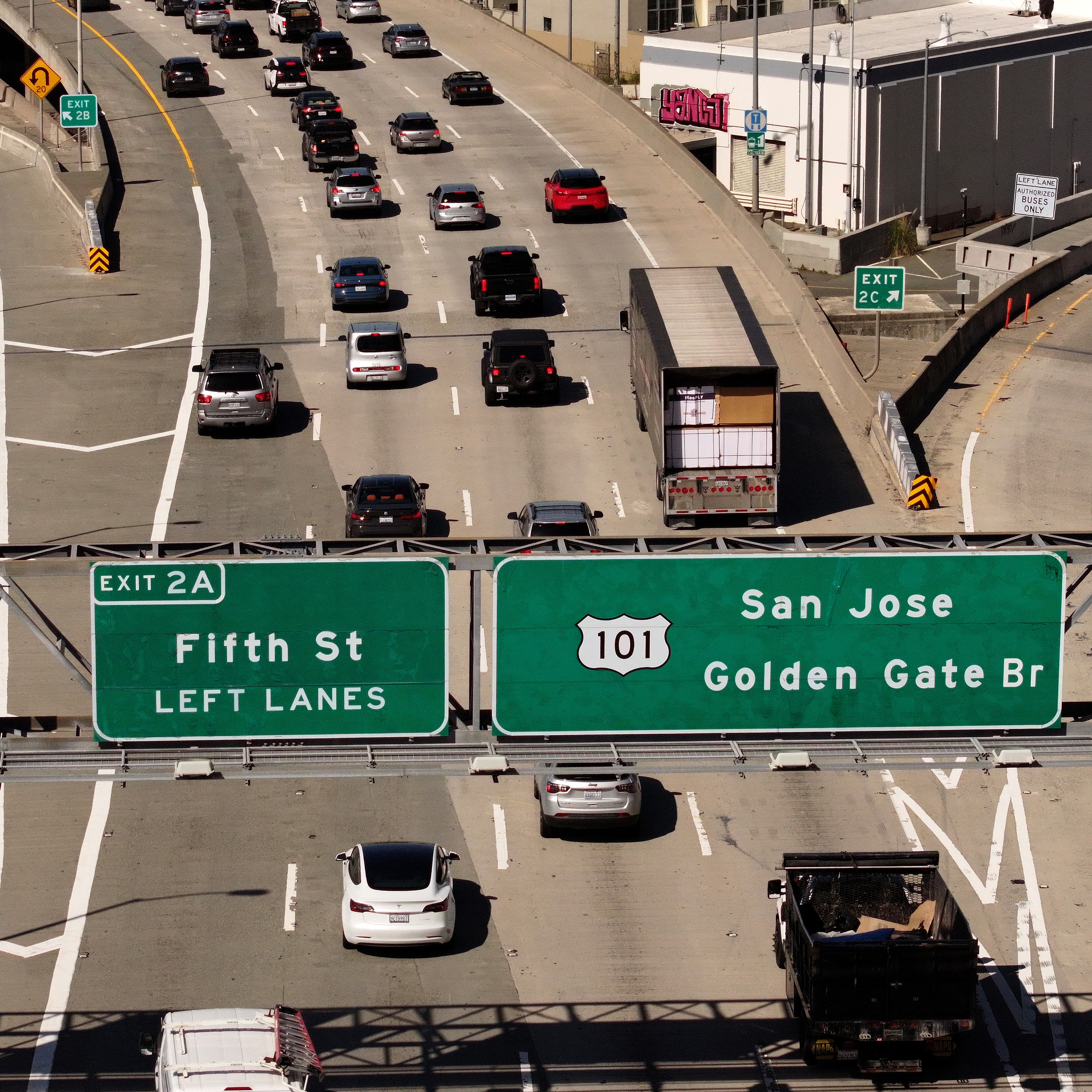 Westbound I-80 closure congests weekend traffic in San Francisco