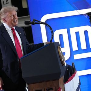 Auto Expert: 2nd Trump term has been a 'mixed bag' for US auto makers