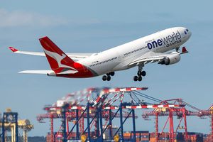 Travel Expert says to expect 'lots of sales' on air travel this fall