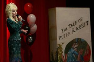 Funding for Dolly Parton's Imagination Library cut by Missouri Legislature