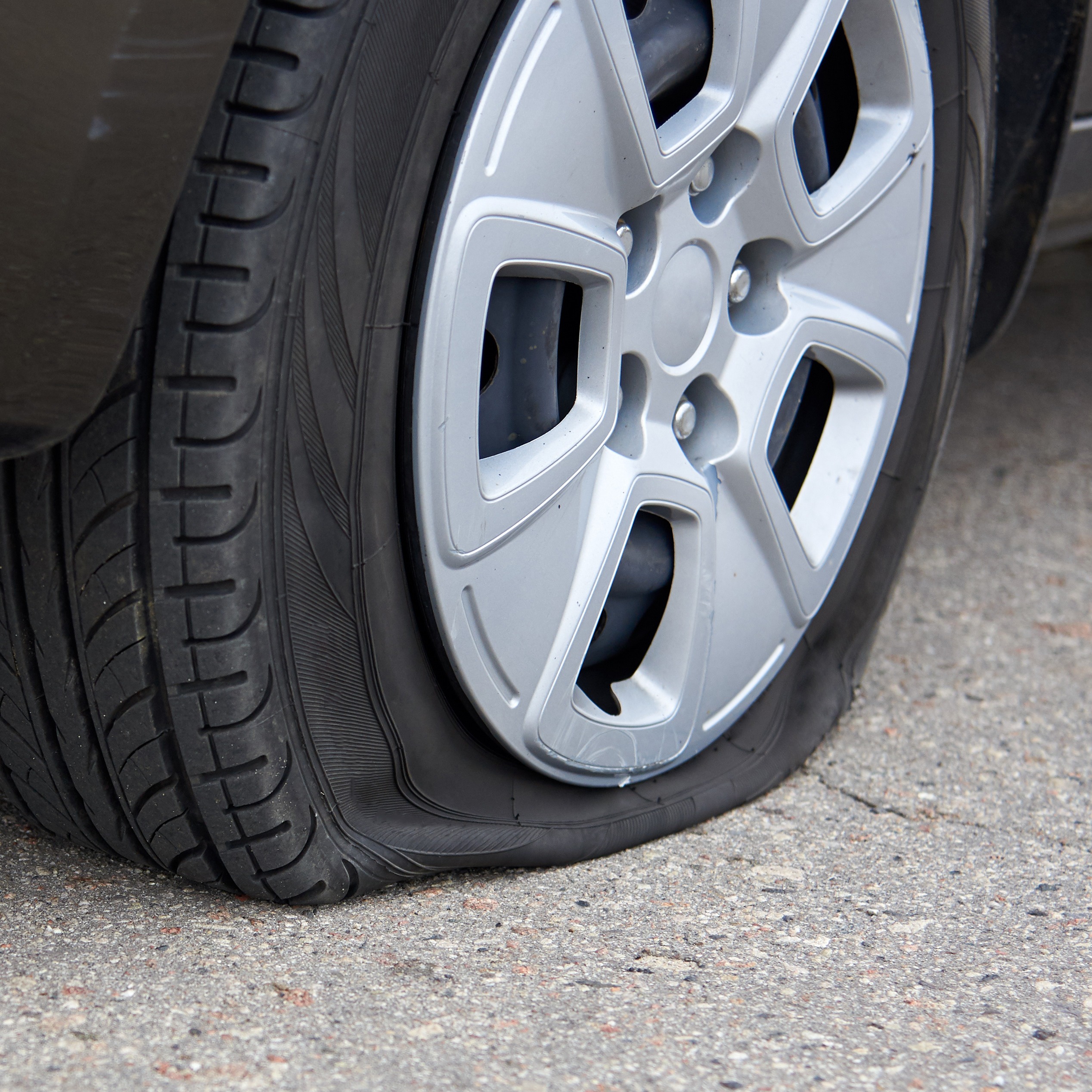 Are Your Leery of These Tire Places? (Sue Henry Asks and Explains)